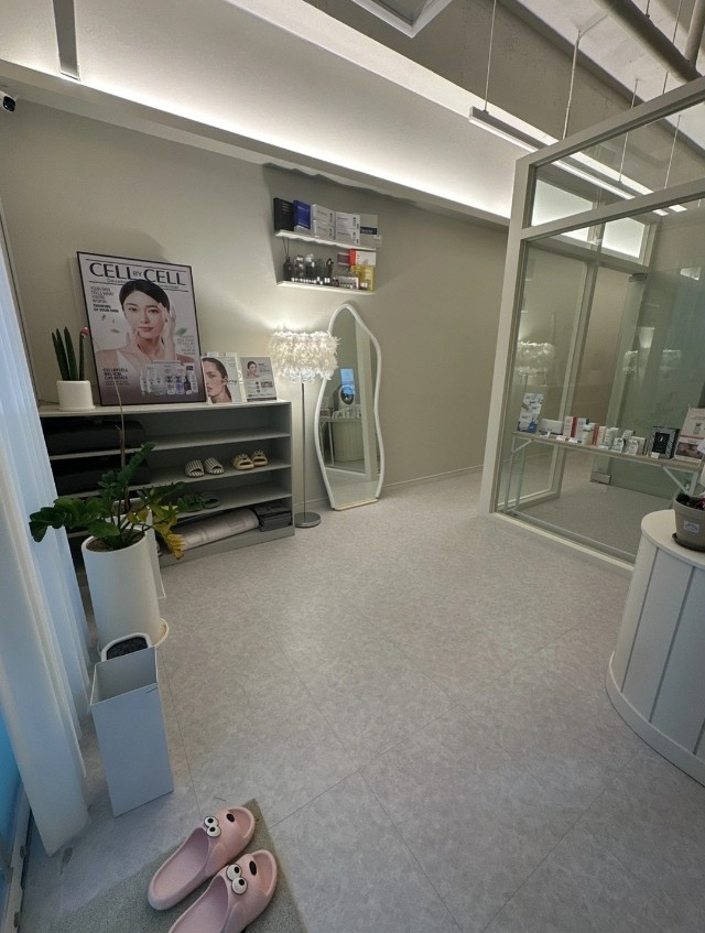경기 평택시 고덕동 고덕동 시설 집기 상태 최상!샵인샵 가능한 손님 많은 2층 상가 임대 월세 매물번호 14341 사진 3