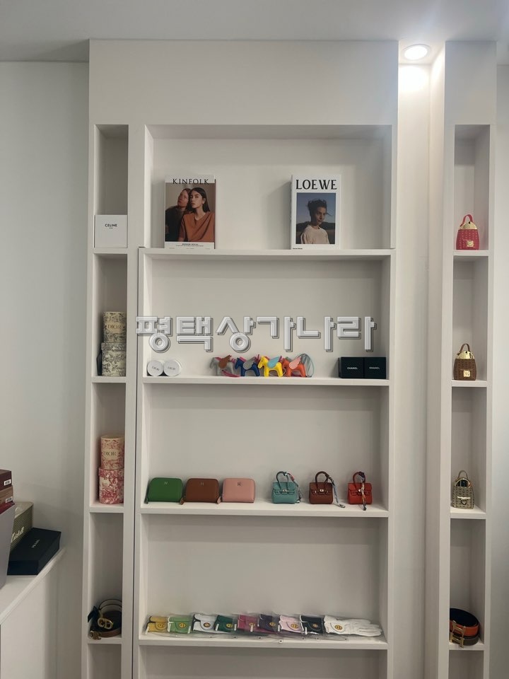 경기 평택시 비전동 [평택 비전동] 인테리어 잘된 성업중인 1층 옷가게 상가임대 월세 매물번호 16383 사진 4