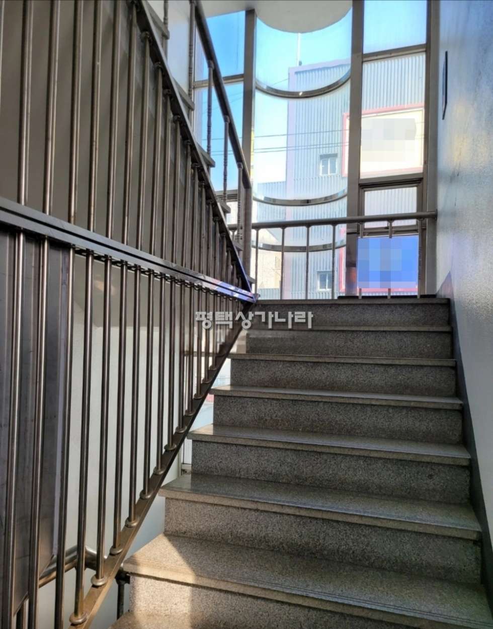 경기 평택시 비전동 [평택 비전동] 도로변 인근 3층 상가건물 통 매매 매매 매물번호 16396 사진 3