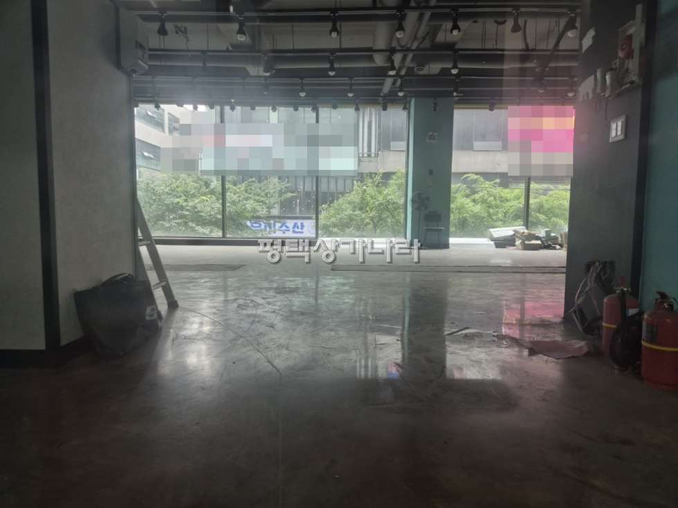 경기 평택시 비전동 [평택 비전동] 소사벌 먹자골목 월세 협의 가능 2층 무권리 공실 상가 임대 월세 매물번호 16680 사진 2